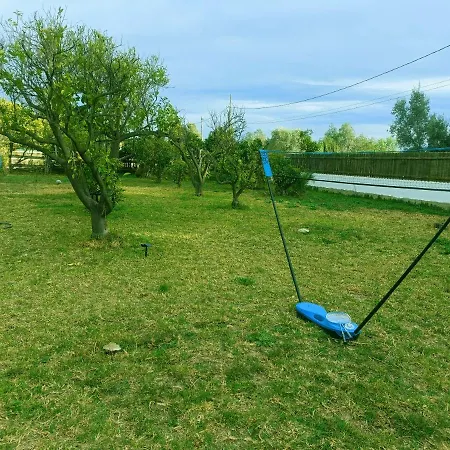 Big Lawn Four-bedroom House,spacious Room, In Of Music, Near Equestrian Center,outdoor Fun Holiday home